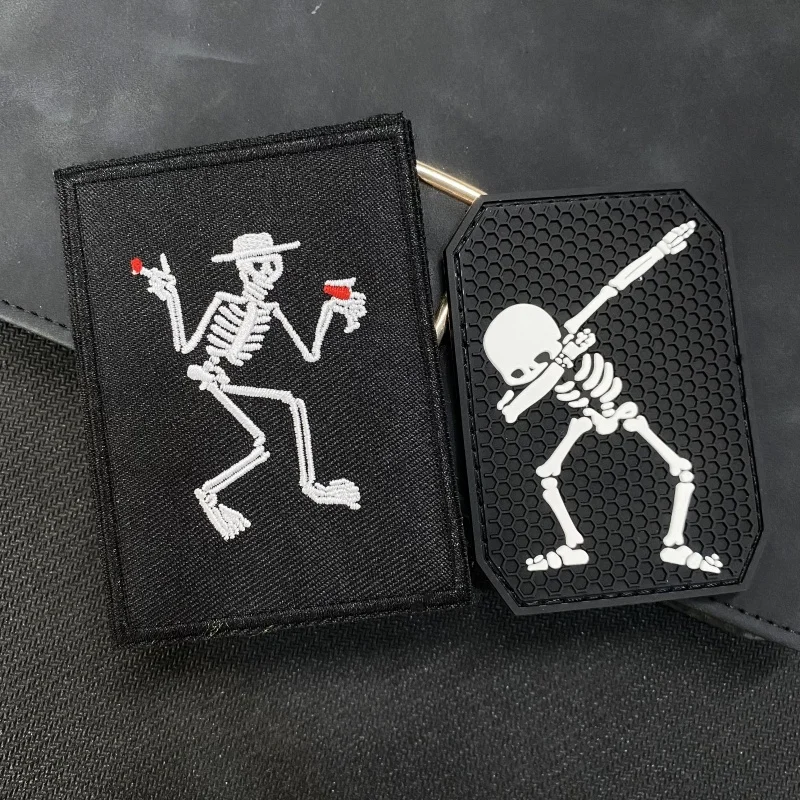 Parche bordado de esqueleto de baile, Parche de velcro, emblema de calavera Social, insignia de moral Punk Rock, pegatinas tácticas de mochila - imagen 2