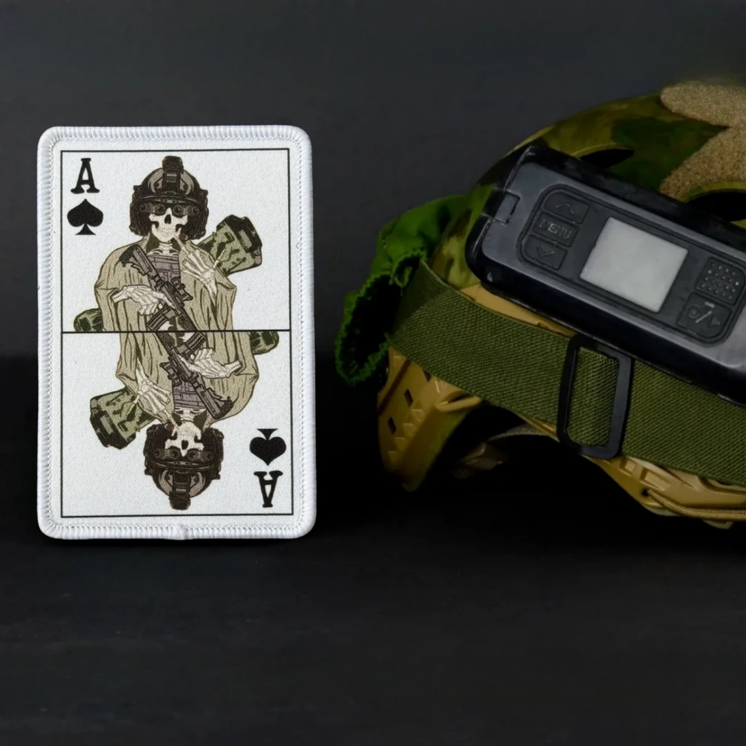 Parche táctico de moral de la tarjeta de operador Ace, brazalete del ejército militar, parches de gancho y bucle impresos con calavera para ropa, pegatina para mochila - imagen 4