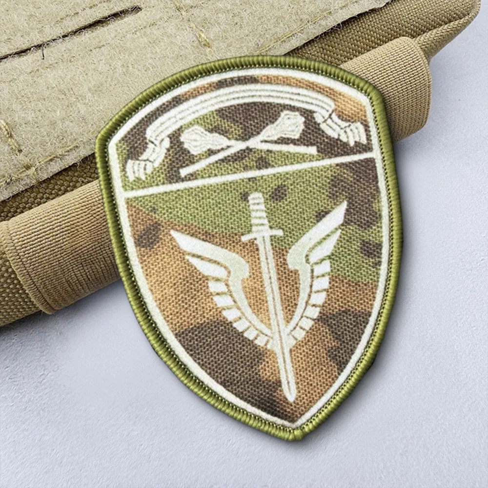 Parches tácticos de fuerzas especiales aerotransportadas, alas y escudo de espada, parche de gancho y bucle, insignia militar, brazalete, pegatinas de decoración para mochila - imagen 4