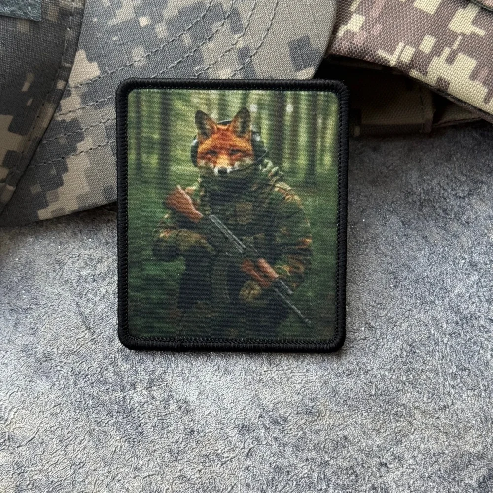 Parche táctico camuflaje zorro rojo con velcro para mochila - imagen 5