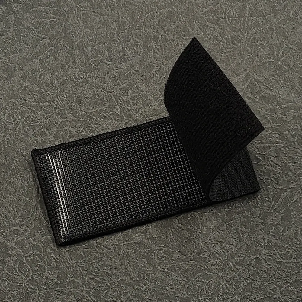 Parche impreso Death Glare, brazaletes tácticos de animación de dibujos animados negros bidimensionales para decoración de mochila de ropa - imagen 4