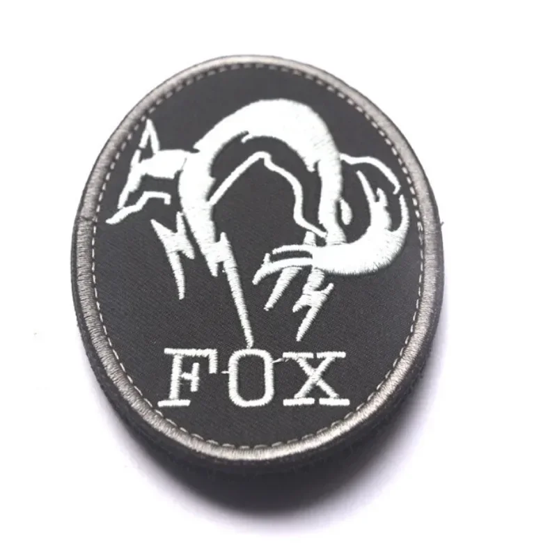 Equipo de Metal de zorro, parche bordado de tropa de zorro, insignia de moral DIY, pegatina de mochila, parches de gancho y bucle para chaquetas - imagen 4