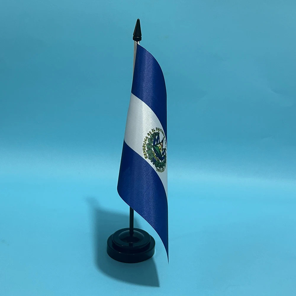 BANDERA DE SKY Bandera de escritorio de oficina Bandera de Salvador 14x21 cm poliéster Bandera nacional de El Salvador Bandera de país Adornos de escritorio Banderas - imagen 5