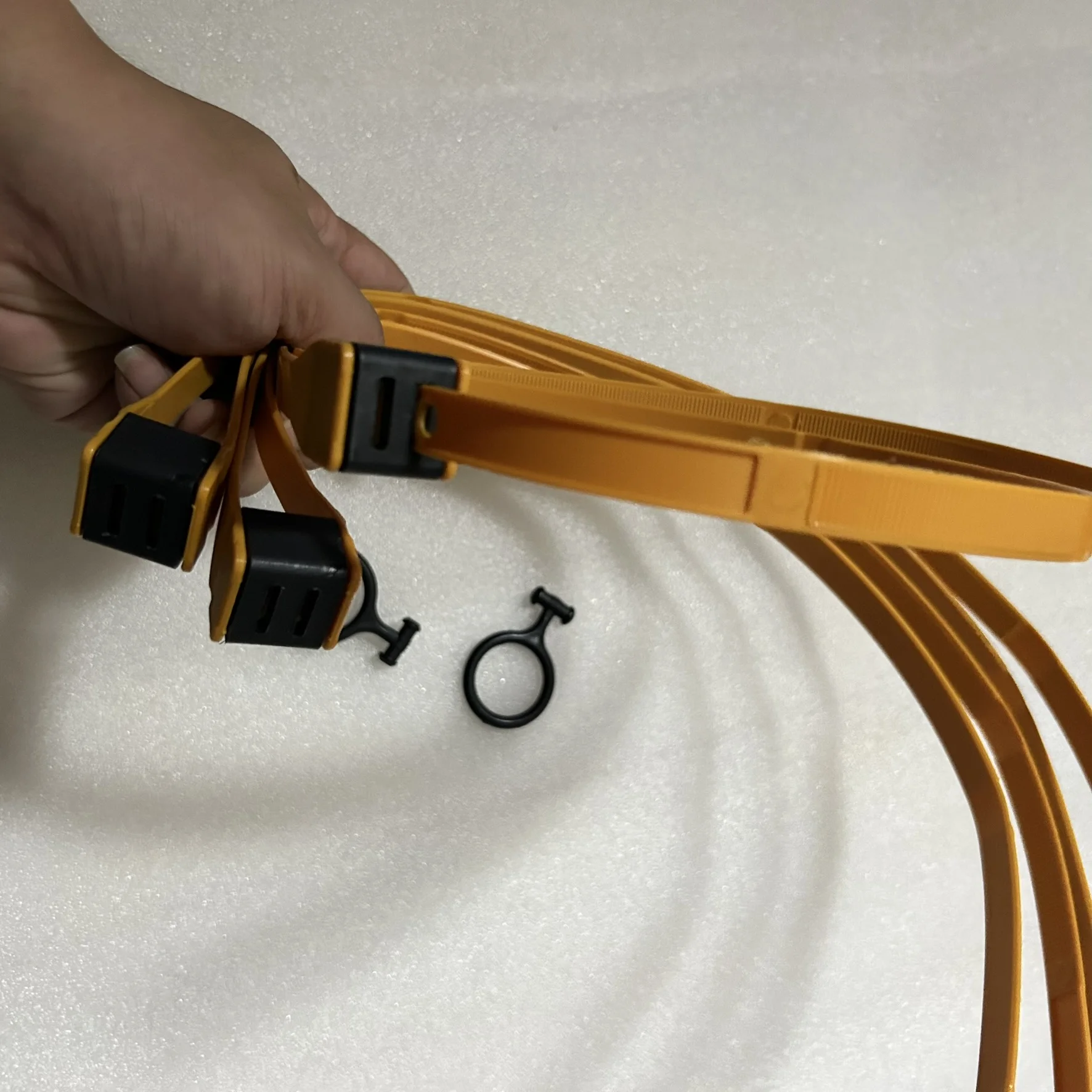 Correas de sujeción desechables de nailon plegables, de alta resistencia, con anillo de tracción, 3 uds. - imagen 2