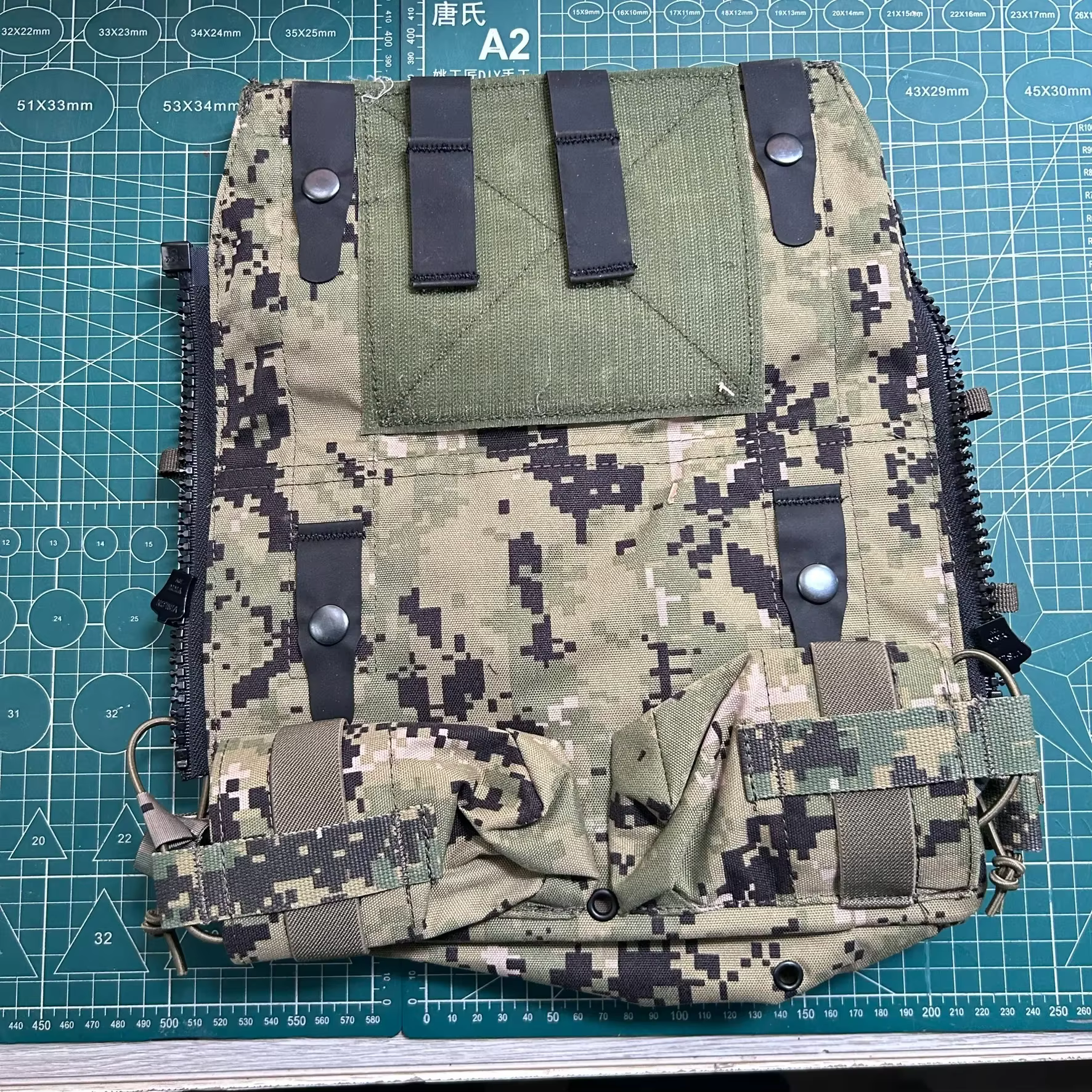 Panel trasero táctico con adaptador ZIP para JPC 2.0 - imagen 2