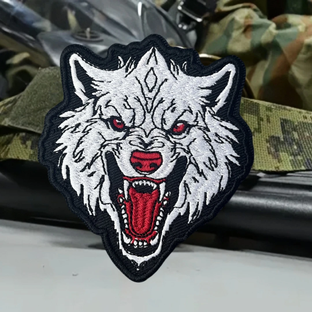 Parche táctico bordado The Attacking Wolf Moral militar HookLoop - imagen 4