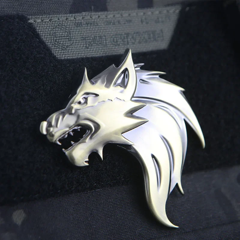 Insignias de moral de cabeza de Lobo de Metal en mochila, pegatina de decoración de bestia, parches de gancho y bucle de Metal 3D para ropa, brazalete táctico - imagen 3