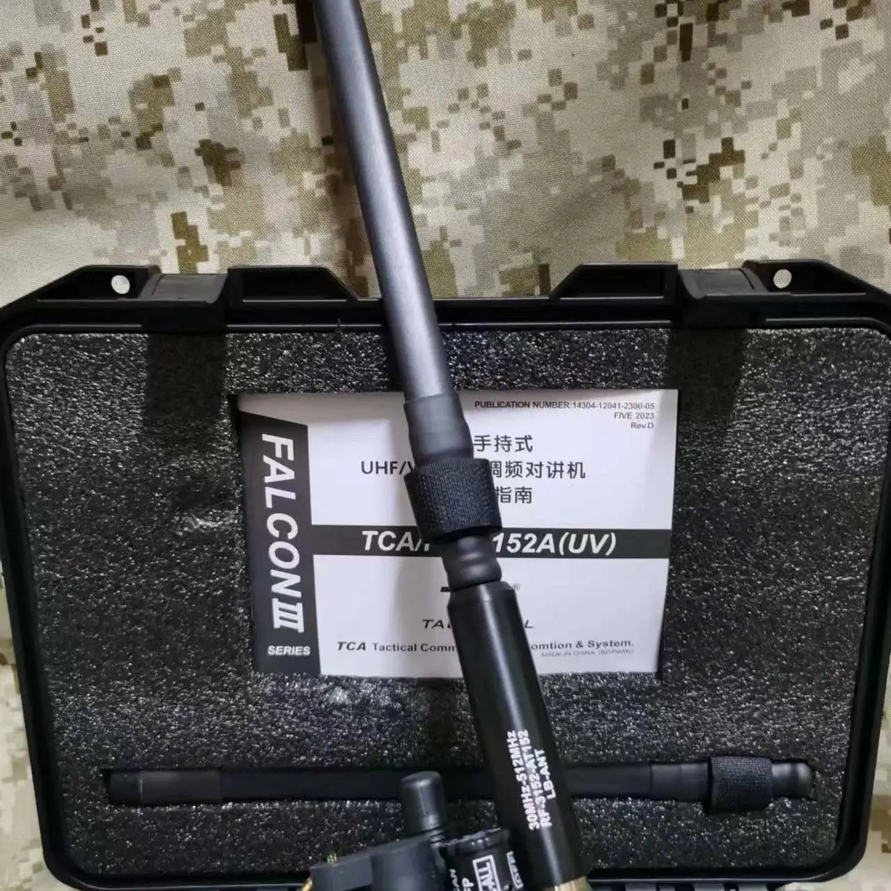 Radio Walkie Talkie 152A táctico largo alcance con kit para antena - imagen 5