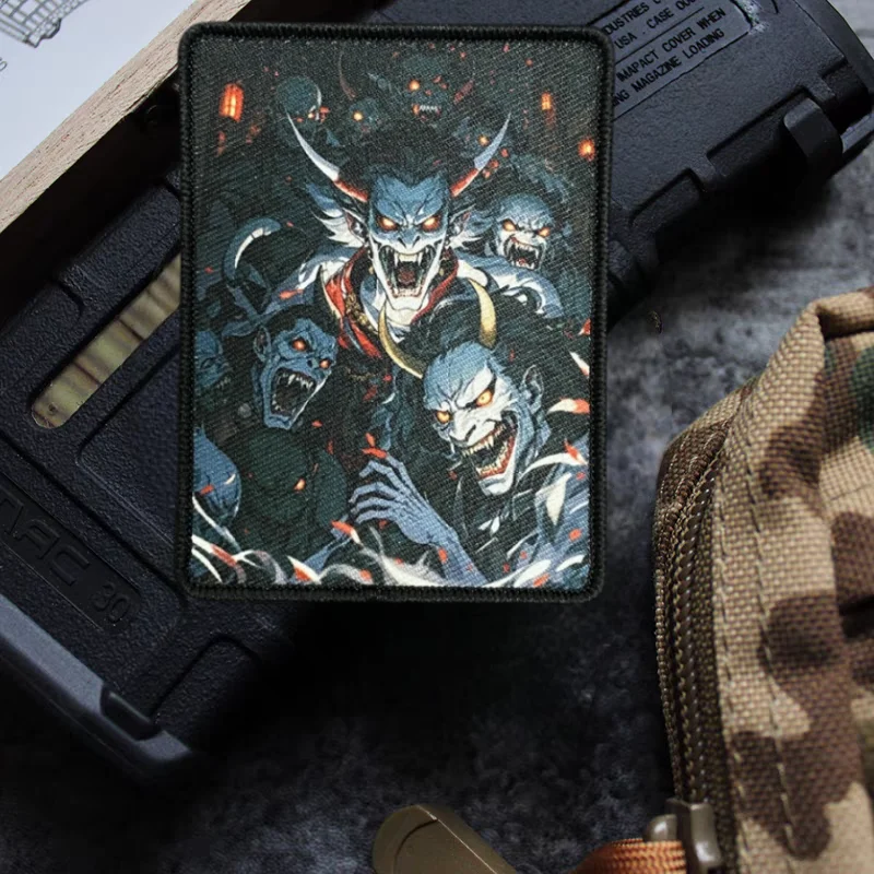 Parche con estampado de cien fantasmas para caminar por la noche, insignia de moral táctica militar con gancho y bucle, pegatinas para mochila, sombreros, parches para ropa - imagen 4