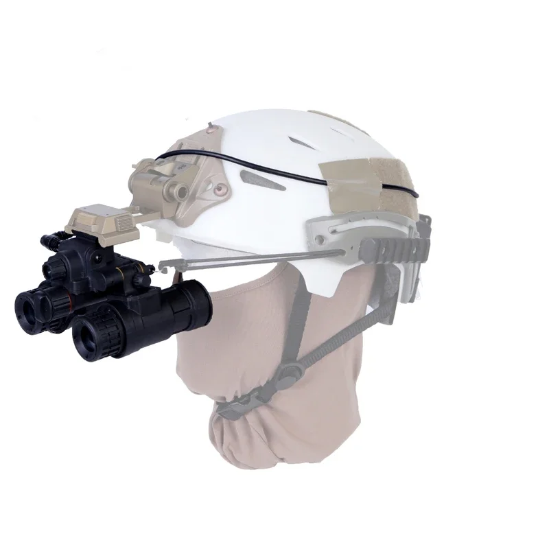 Detalle de los tubos NVG simulados con luz
