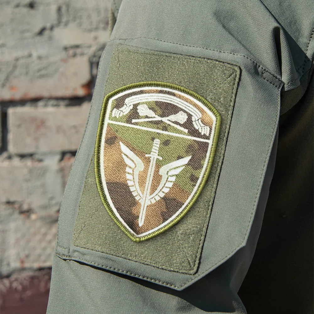 Parches tácticos de fuerzas especiales aerotransportadas, alas y escudo de espada, parche de gancho y bucle, insignia militar, brazalete, pegatinas de decoración para mochila - imagen 5