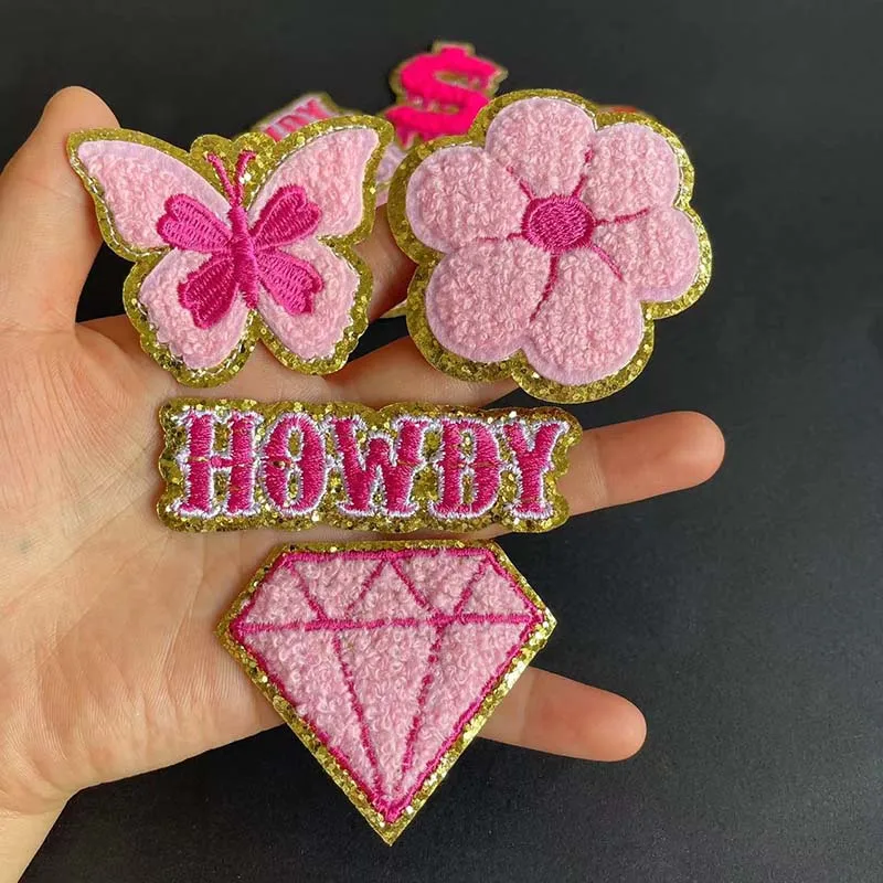 Parches de chenilla rosa con bordes dorados, flor, mariposa, letras de HOWDY, insignias, parche bordado para planchar, pegatinas para ropa - imagen 3