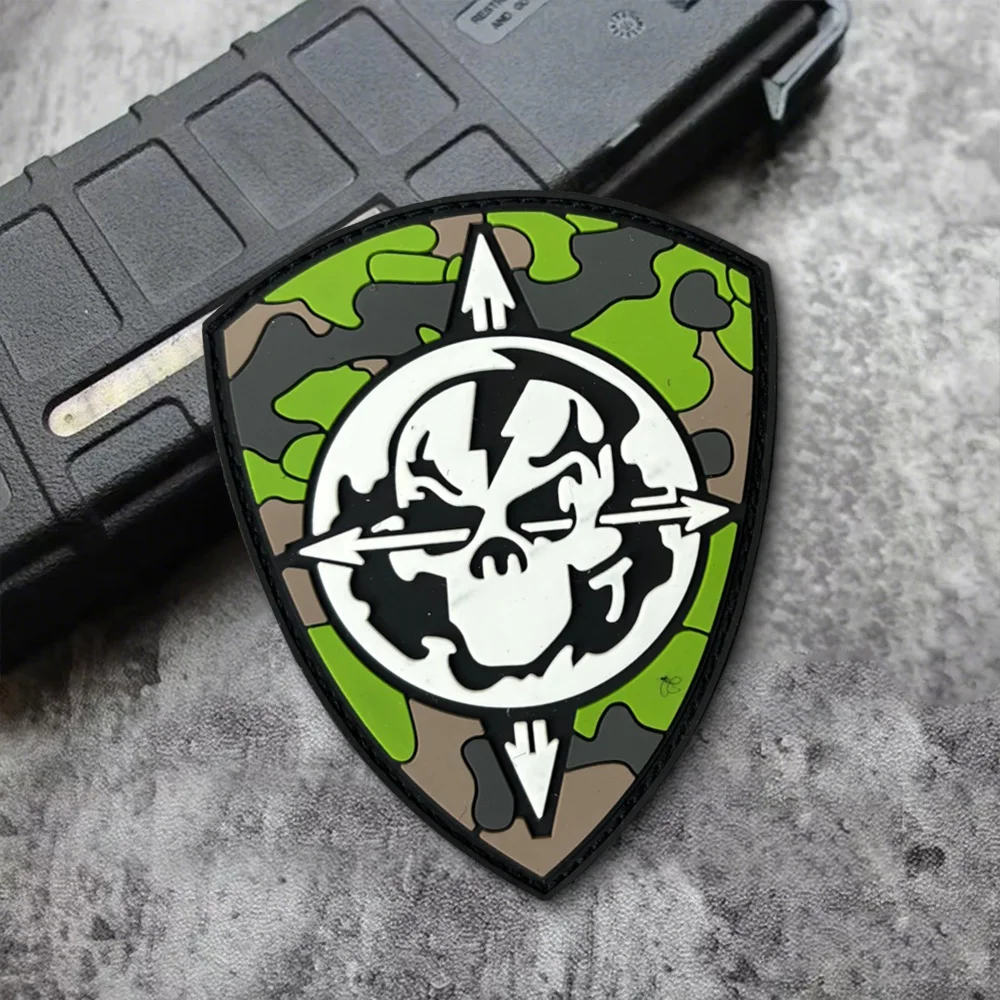Parche táctico PVC Skull Warriors con gancho y bucle - imagen 5
