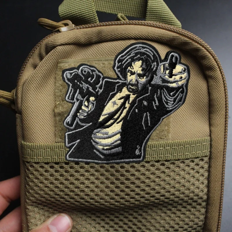 Parche bordado de dos pistolas para ropa, insignia de moral táctica JOHN WICK, parches militares con gancho, pegatinas para mochila, brazalete - imagen 5