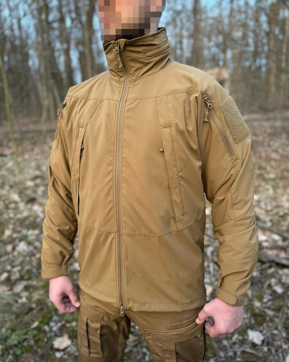 Vista frontal de la chaqueta táctica MK2 Caballería ligera