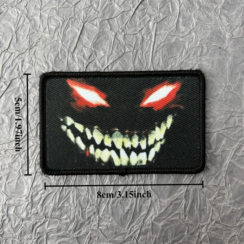 Parche con estampado de ojos malvados para ropa, insignia de moral táctica Chevron, parches militares tácticos con gancho y bucle, pegatina para mochila, brazalete - imagen 3