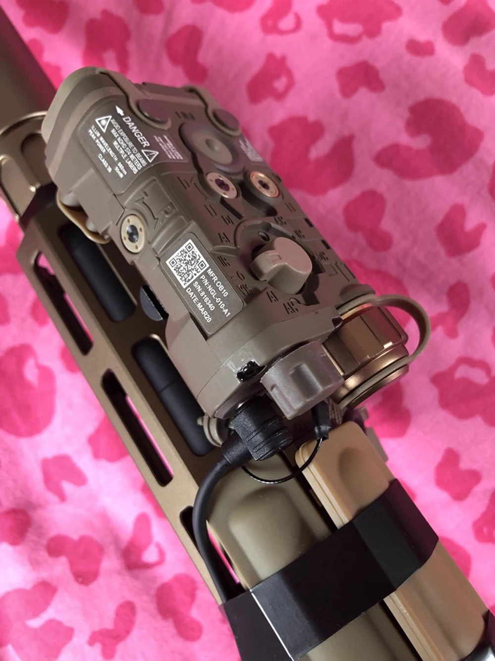 FMA PEQ-NGAL LED láser táctico rojo infrarrojo nuevo - imagen 3