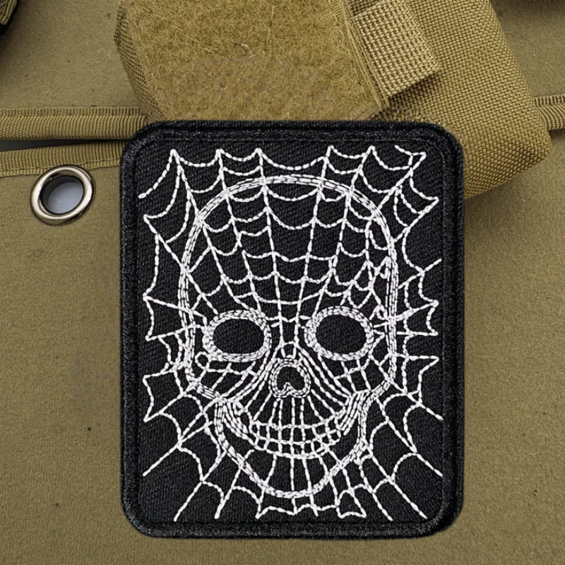 Parche bordado de calavera en la tela de araña, chaleco táctico, insignia de moral con gancho y bucle, pegatinas para mochila, parches para brazalete para ropa - imagen 4