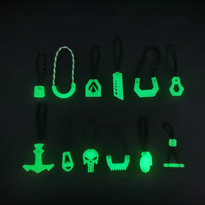 Cabeza de tracción que brilla en la oscuridad, accesorios de mochila con función táctica, mango de extensión de cuerda, cola de tracción, ropa de otoño para exteriores - imagen 4