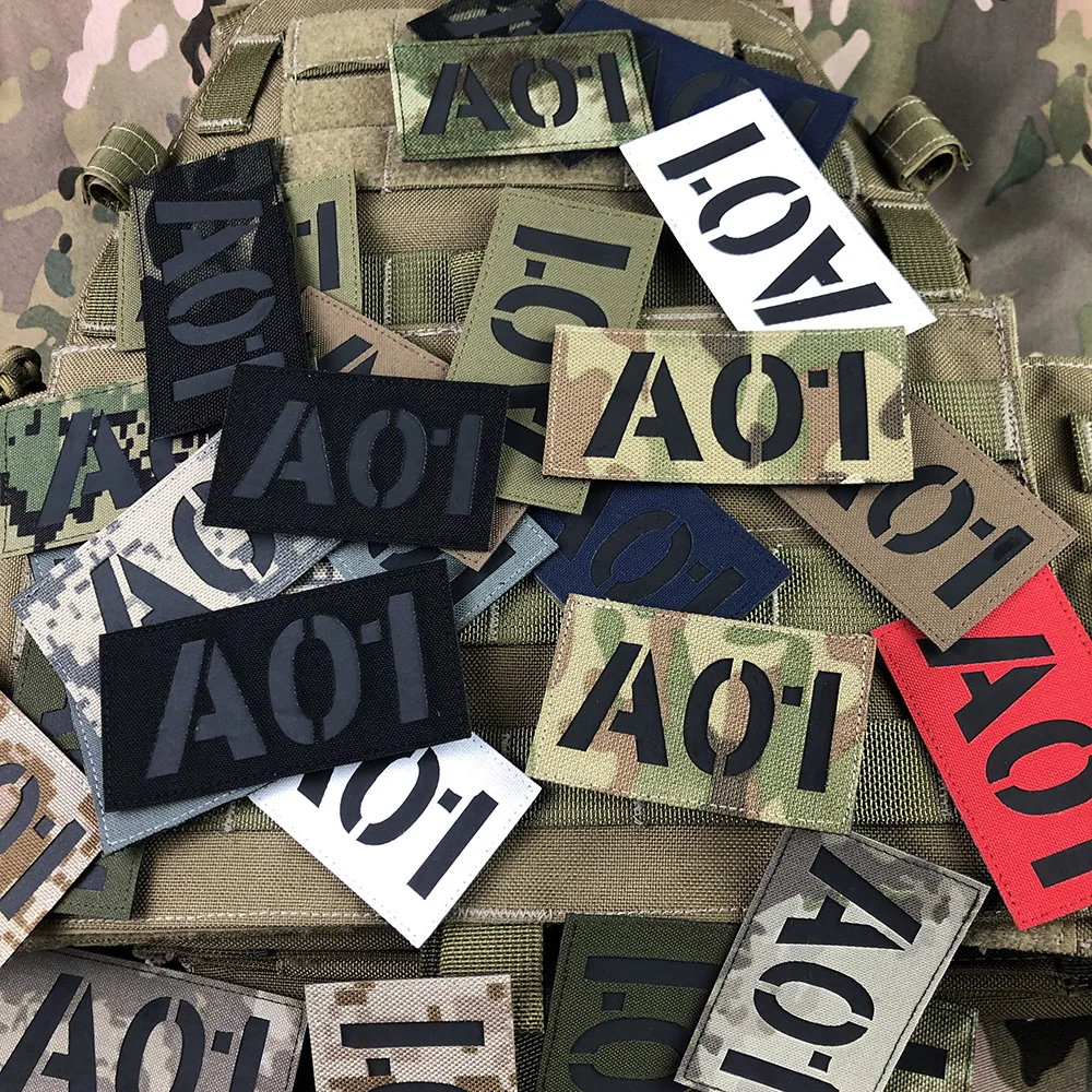 Corte láser IR IFF reflejo infrarrojo parche personalizado señal de llamada de Radio cintas de nombre letras negras tácticas morales Airsoft militar