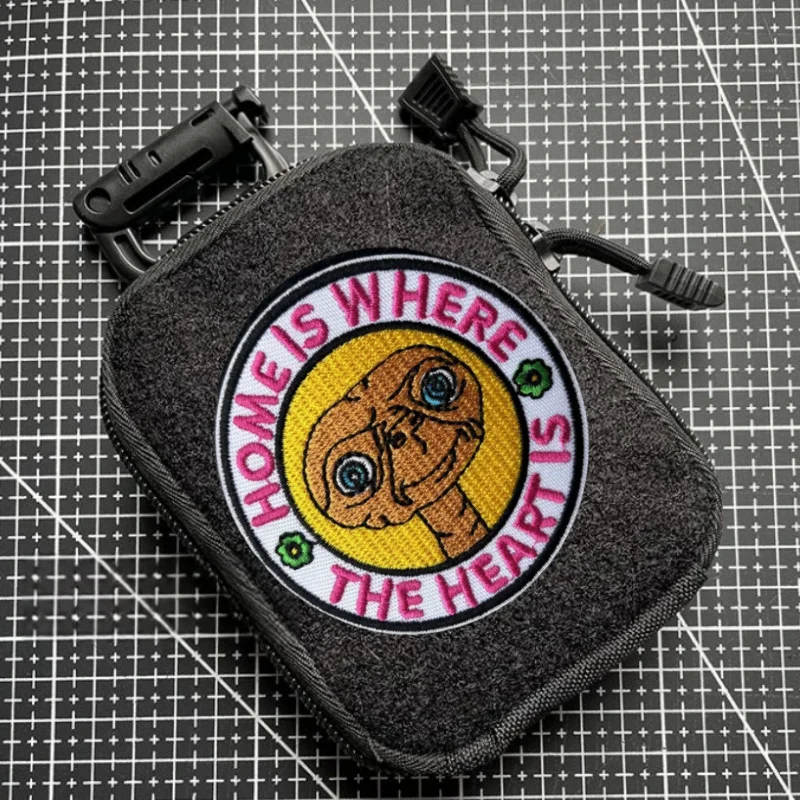 Parche táctico alienígena bonito, insignia de moral militar, gancho bordado y bucle, mochila, ropa, accesorios decorativos, pegatina, brazalete - imagen 2