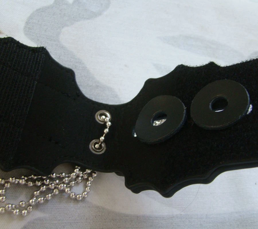 Funda tipo billetera de cuero especial con insignia americana y cuero con cadena de cuentas - imagen 3