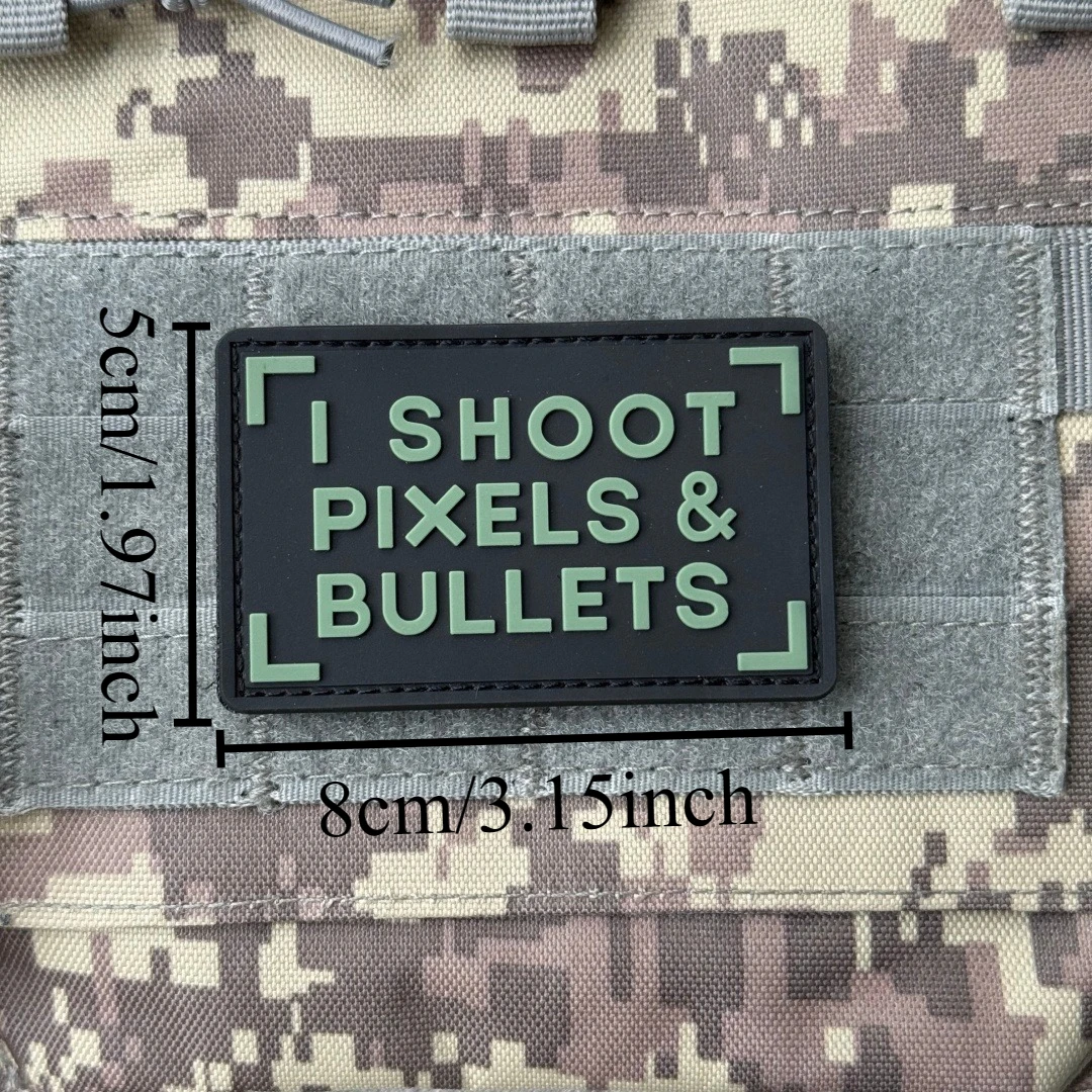 Parche PVC con velcro I SHOOT PIXELS AND BULLETS – Parche táctico - imagen 2