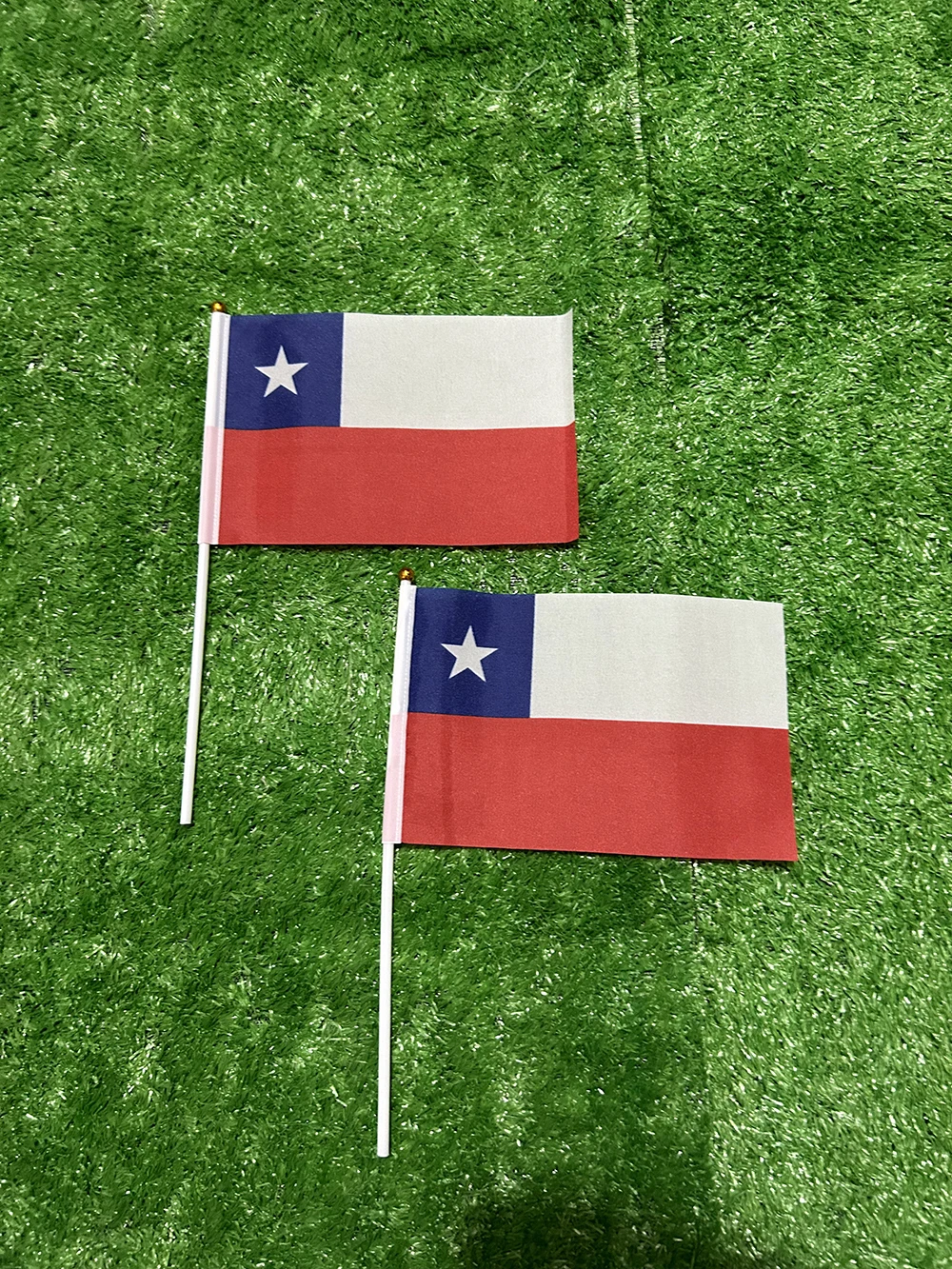 Banderín Chile ondulado a mano – Decorativo coleccionista bandera país - imagen 4
