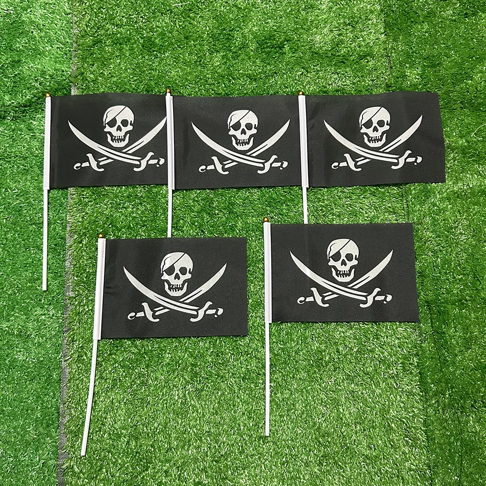 SKY FLAG 14x21cm Cráneo doble roto con cuchillo Bandera de mano pirata Jack Rackham Jolly Roger Bandera ondeante de mano con poste de plástico - imagen 4