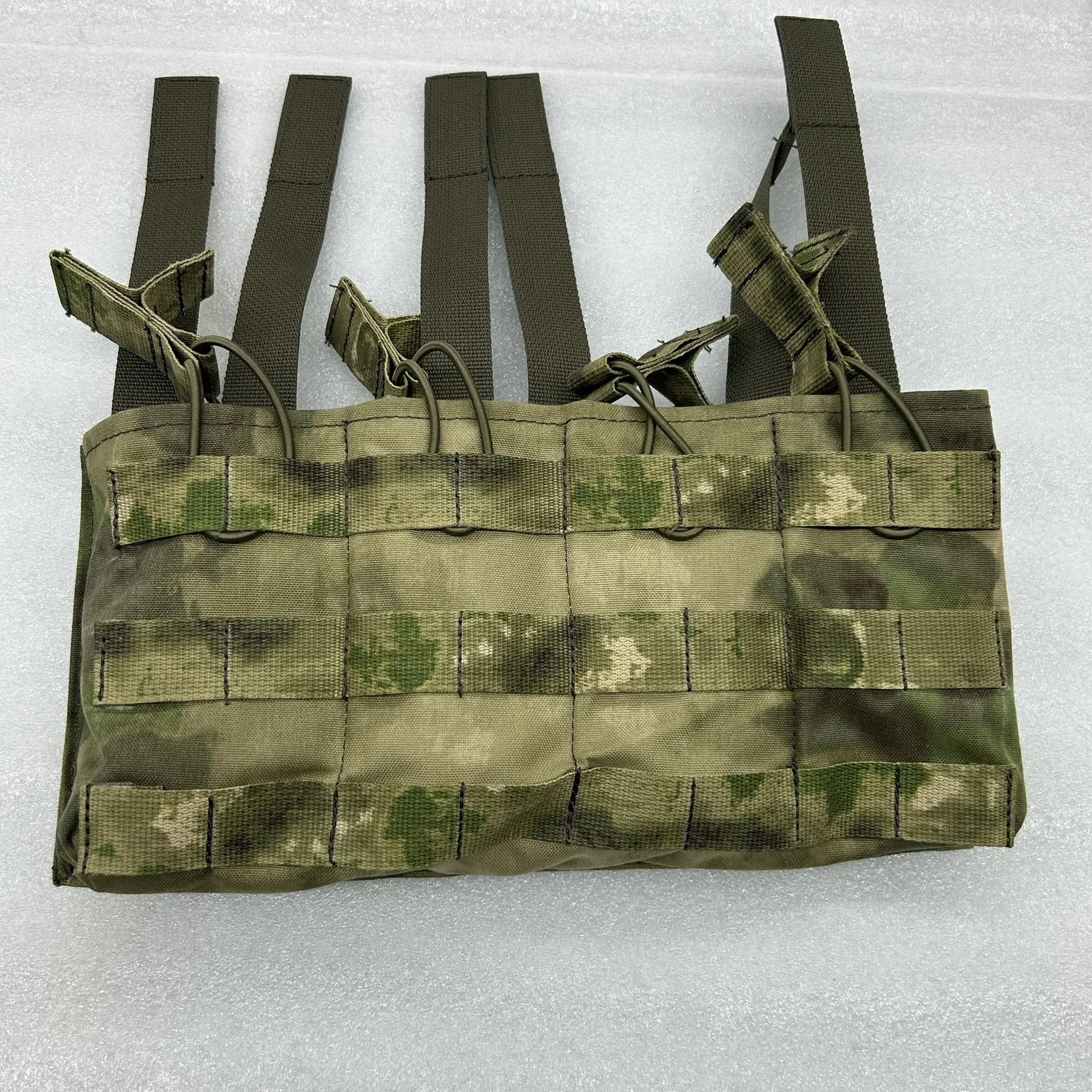Portacargadores táctico estilo SSO para caza tiro y entrenamiento - imagen 2
