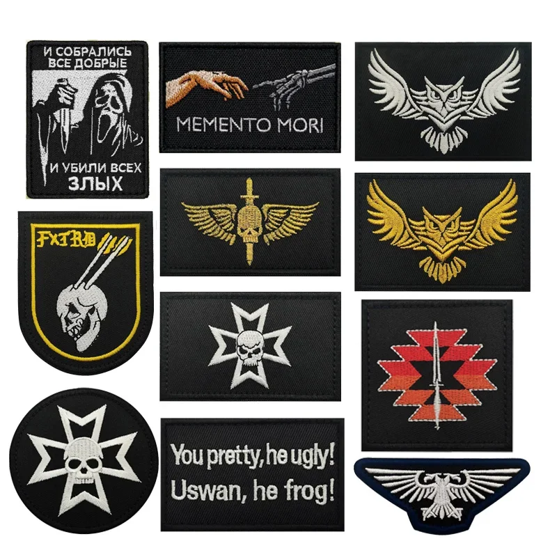 Accesorios para bolsa al aire libre, insignia de 40K, calavera templaria de Warhammer, bordado, brazalete de moral mágica para exteriores, gancho para mochila, parche para ropa
