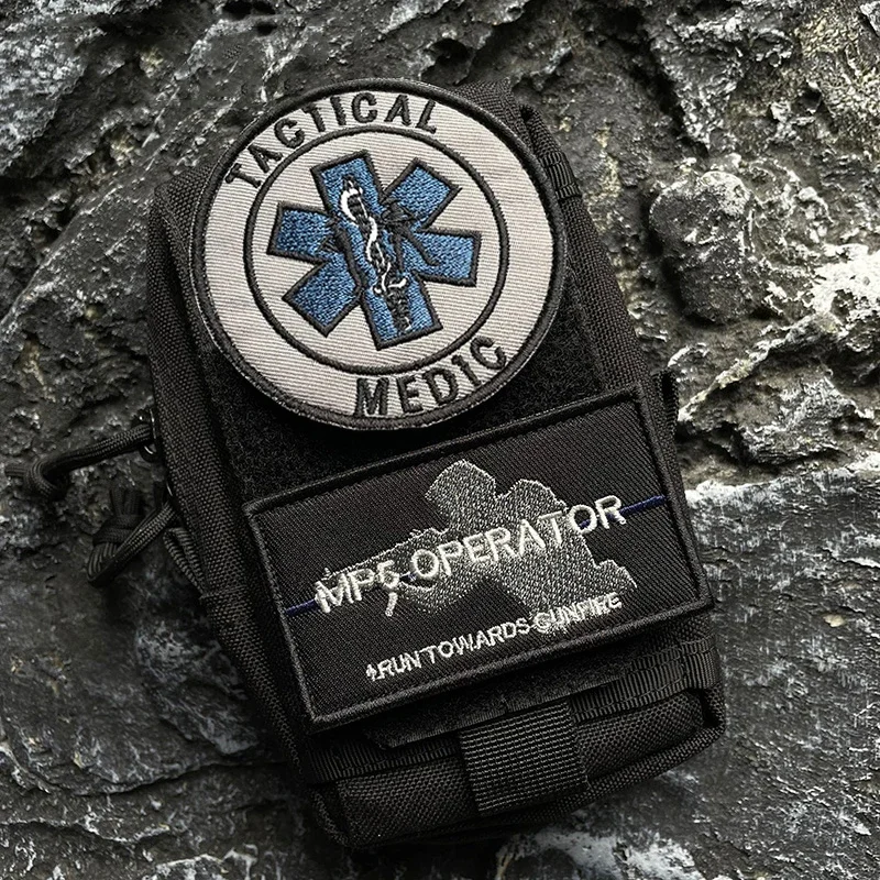 Parches médicos tácticos de gancho y bucle, insignia militar de moral de operador MP5, pegatina decorativa para mochila al aire libre, brazalete - imagen 5
