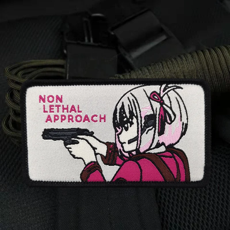 Hermosos soldados alrededor de Anime parche de impresión gancho y bucle insignia de moral táctica mochila militar parches adhesivos para ropa