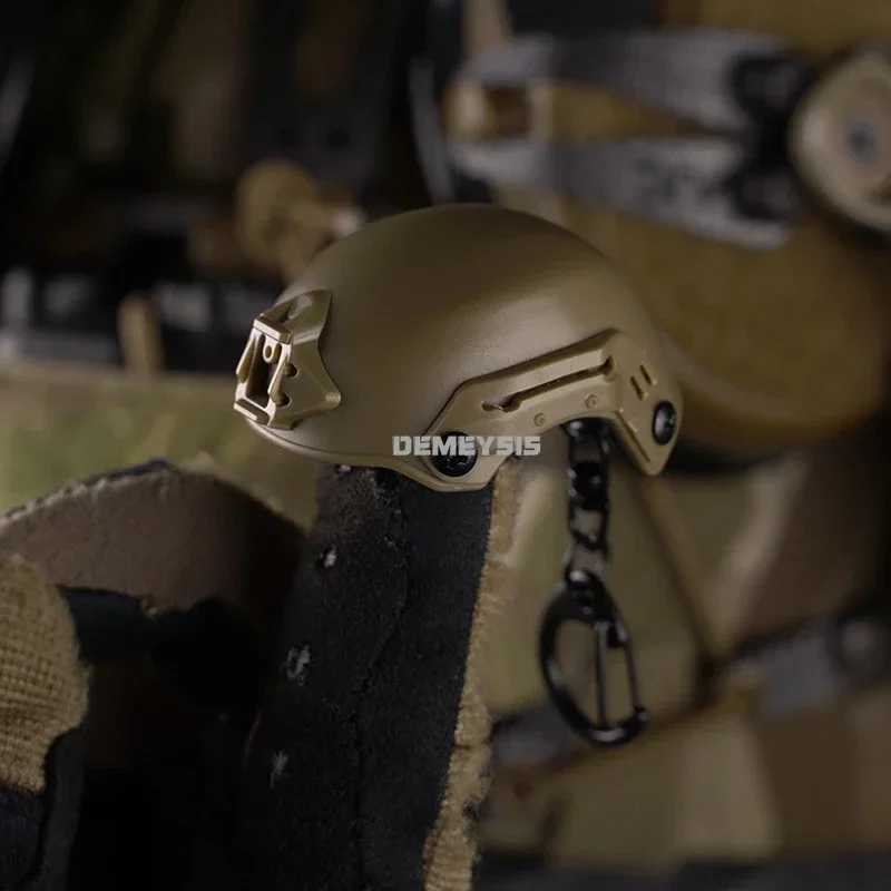 Mini abridor de botellas de cerveza, casco táctico MK, modelo portátil, llavero, mochila, decoraciones colgantes, colgante de regalo - imagen 4