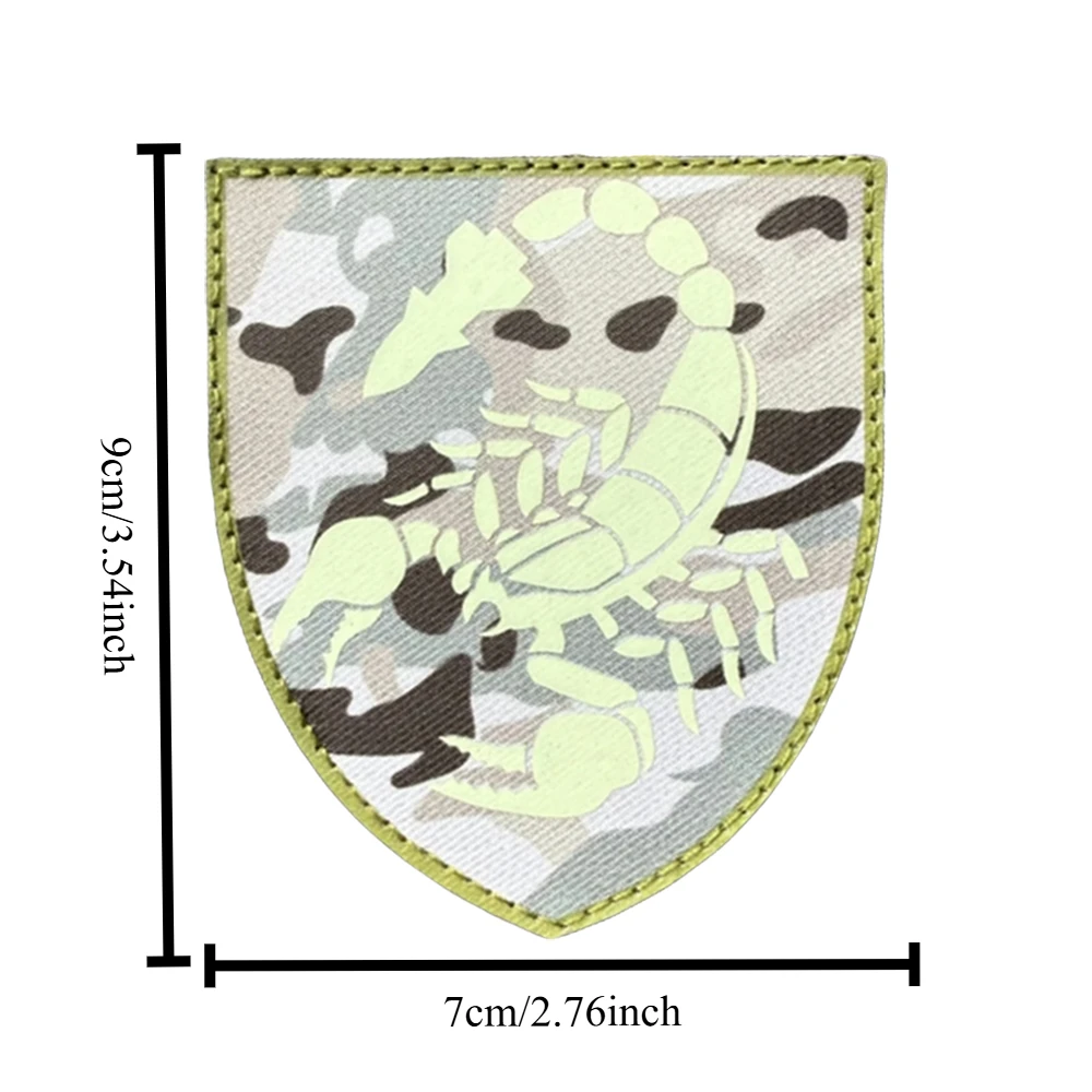 Parche táctico luminoso de moral de escorpión, parche divertido de gancho y bucle, insignia militar, brazalete, pegatinas para mochila - imagen 2