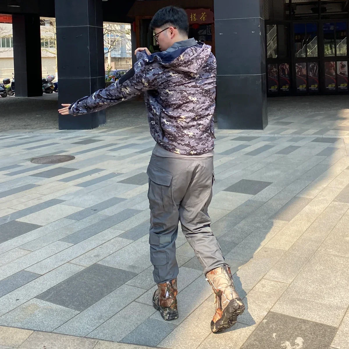 Abrigos impermeables a prueba de viento de camuflaje para hombre, Tops para hombre, senderismo al aire libre, forro polar de concha suave, chaquetas tácticas gruesas y cálidas, talla S-5XL - imagen 3