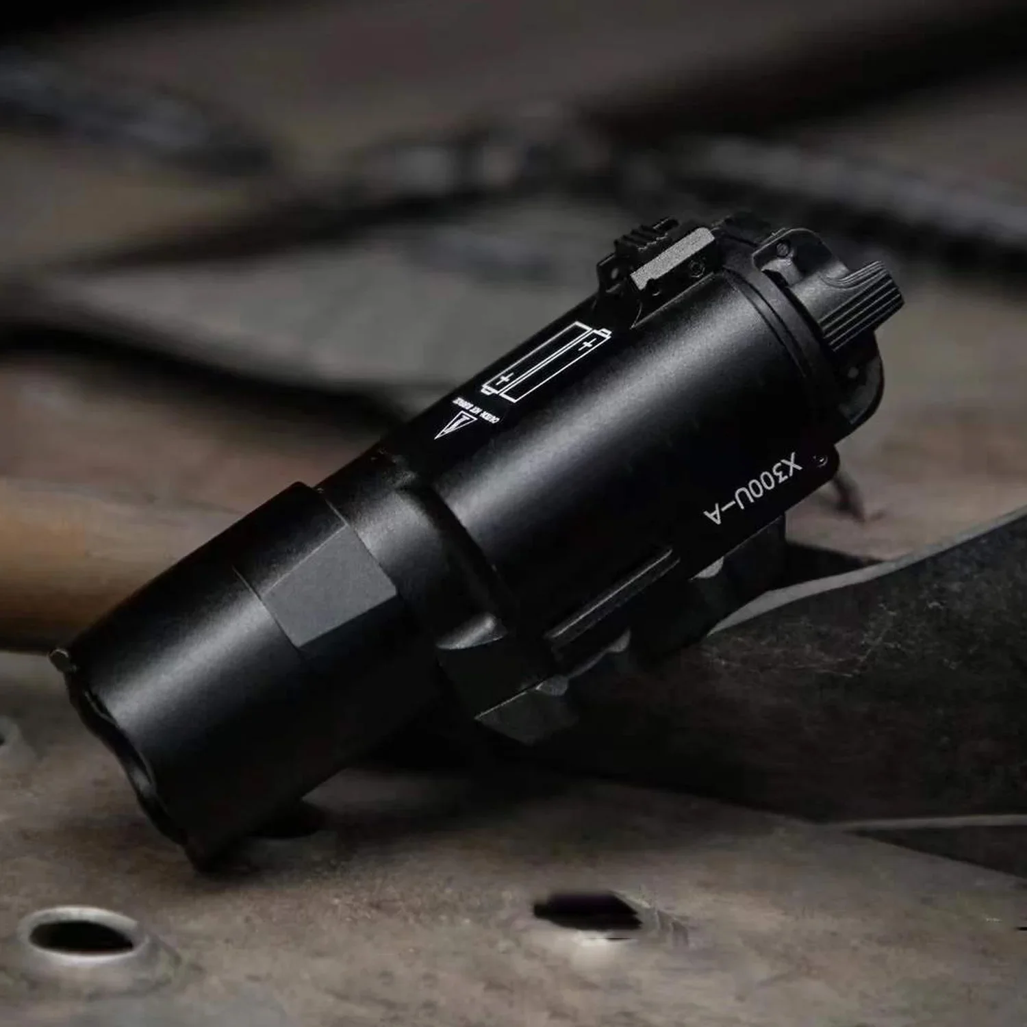 Surefire X300U linterna táctica pistola de metal con estrobo - imagen 5