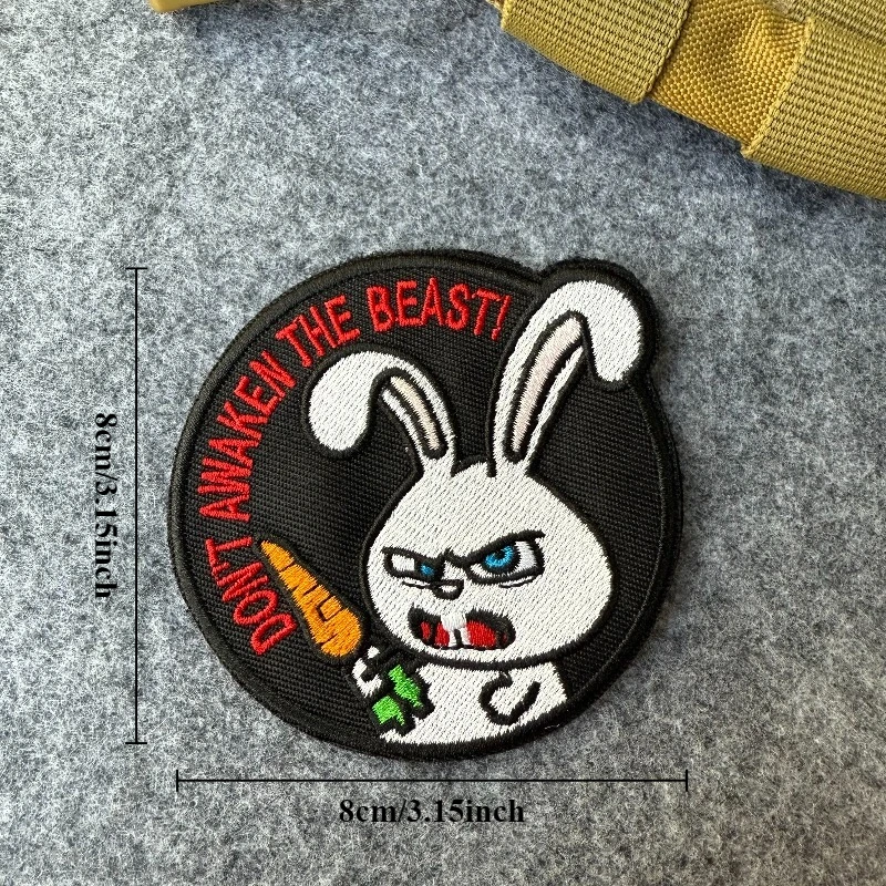 “¡No despertar la bestia! Parche táctico de conejo, insignia de moral bordada, parche militar con gancho y bucle para apliques de mochila - imagen 5