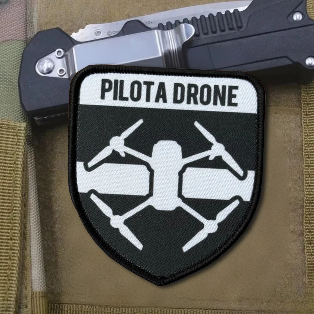 Parche táctico de huesos cruzados de calavera, parches divertidos de gancho y bucle, insignia de moral, brazalete del ejército militar, pegatinas para mochila - imagen 5