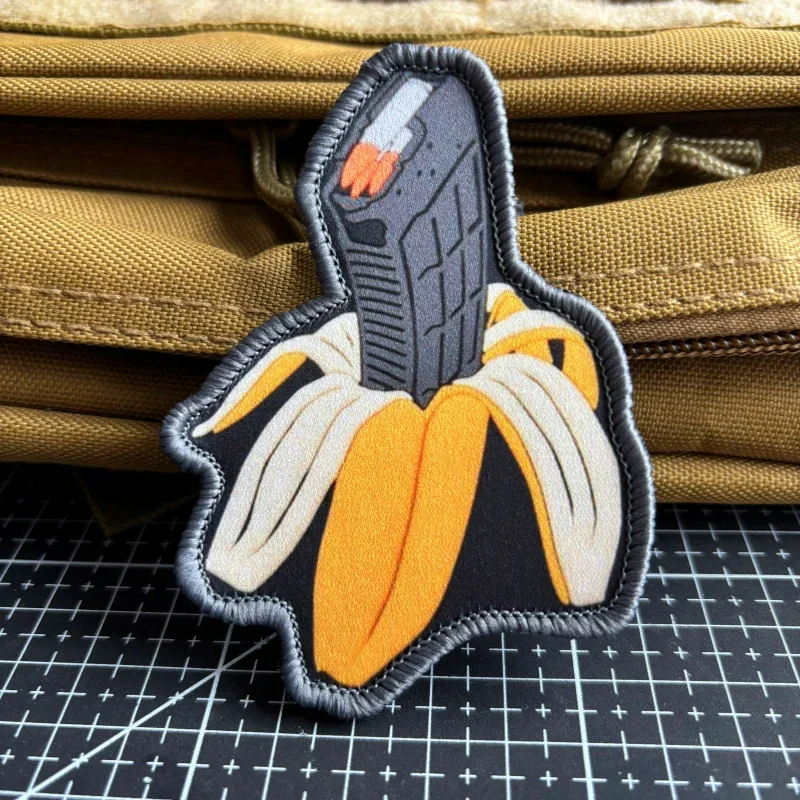 Insignia de moral de revista Banana Bullet, parche táctico, parches de impresión del ejército, gancho y bucle, brazalete militar, pegatina para mochila - imagen 2