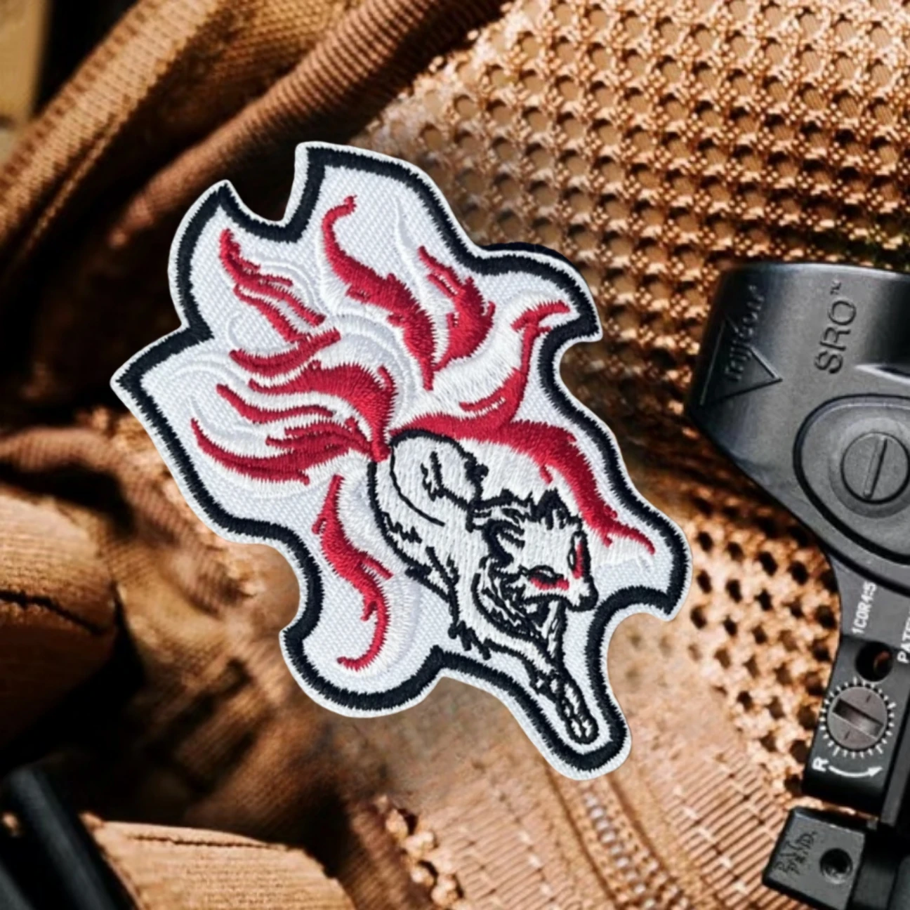 Parches bordados con insignia de moral divertida de zorro de nueve colas para ropa, brazalete militar táctico, pegatinas para mochila con gancho y bucle - imagen 5