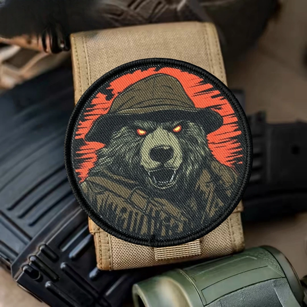 Brazalete de moral táctico con parche de gancho y bucle con estampado de oso marrón enojado para accesorios decorativos, pegatina en mochila o ropa - imagen 4