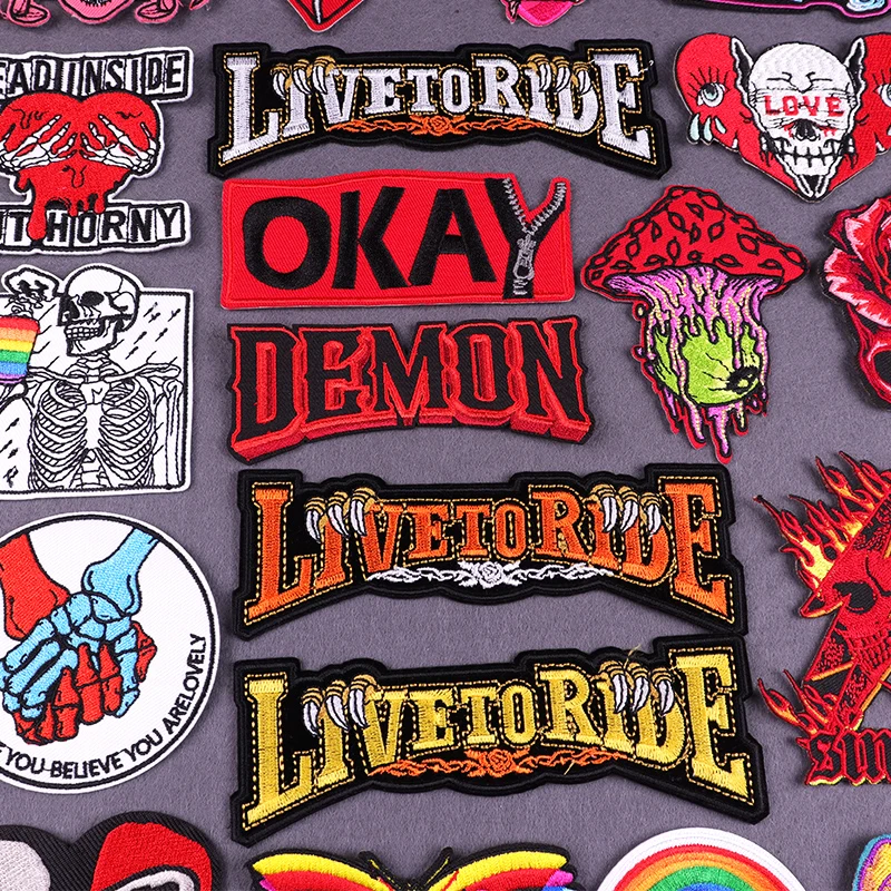 Parche Live To Ride para motociclista, parches bordados para ropa, parches termoadhesivos para ropa, parche de llama de calavera Punk - imagen 2