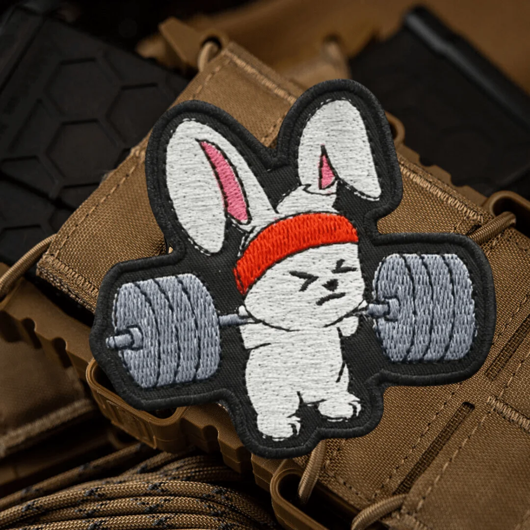 Parche táctico de conejo para Fitness, dibujos animados, gimnasio, ejercicio, Fitness, bordado, parches de gancho y bucle, insignia de moral militar, pegatinas para mochila - imagen 2