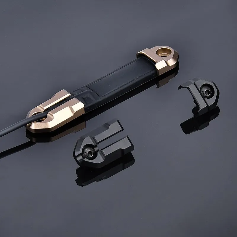 Interruptor remoto de presión táctico con ranura para fijación de linterna táctica accesorios para interruptor Keymod m-lok Pica para DBAL PEQ M600 M300 - imagen 2
