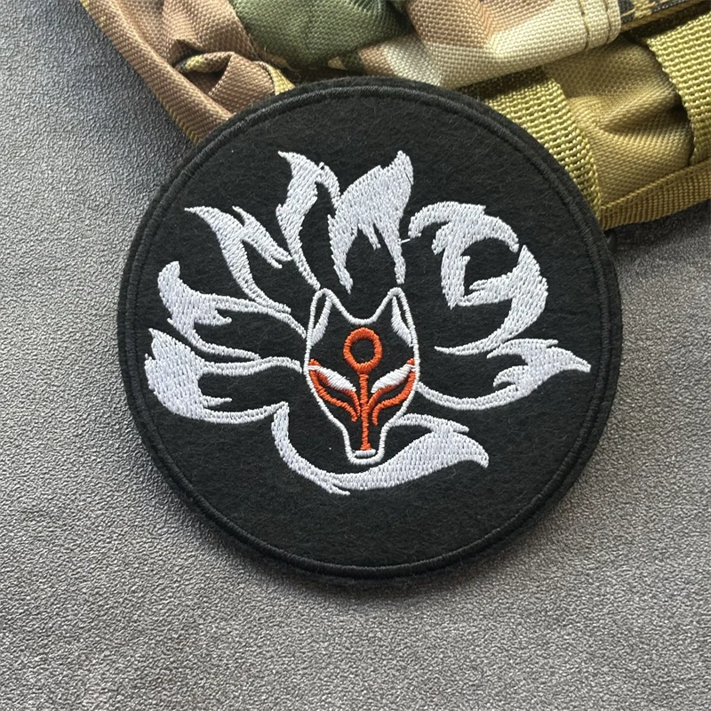 Parche bordado de zorro táctico de nueve colas, insignias de moral de animales militares, parches de bucle de gancho, pegatinas para mochila para ropa - imagen 5