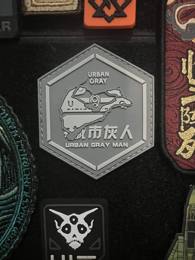 Parches de PVC 3D para hombre, insignia táctica hexagonal para ropa, mochila, decoración artesanal, gris urbano - imagen 5