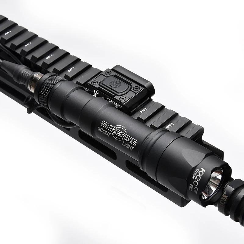 Linterna táctica Surefire M600 con Modbutton y soporte Picatinny - imagen 4