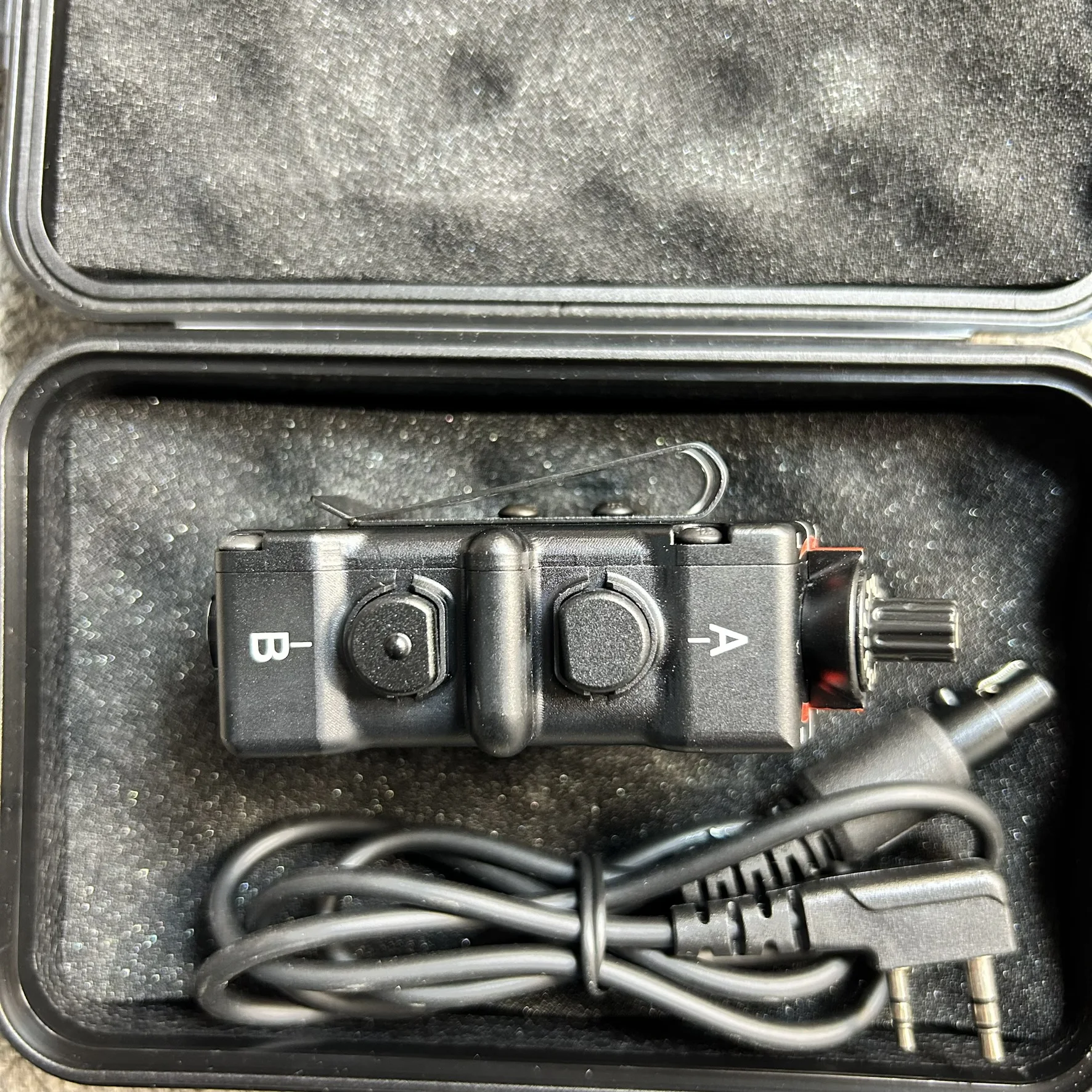 Versión totalmente metálica MPU5 DUAL PTT Radio táctica funcional PTT para AMP/C3 y otros auriculares estándar U174/uNATO - imagen 5