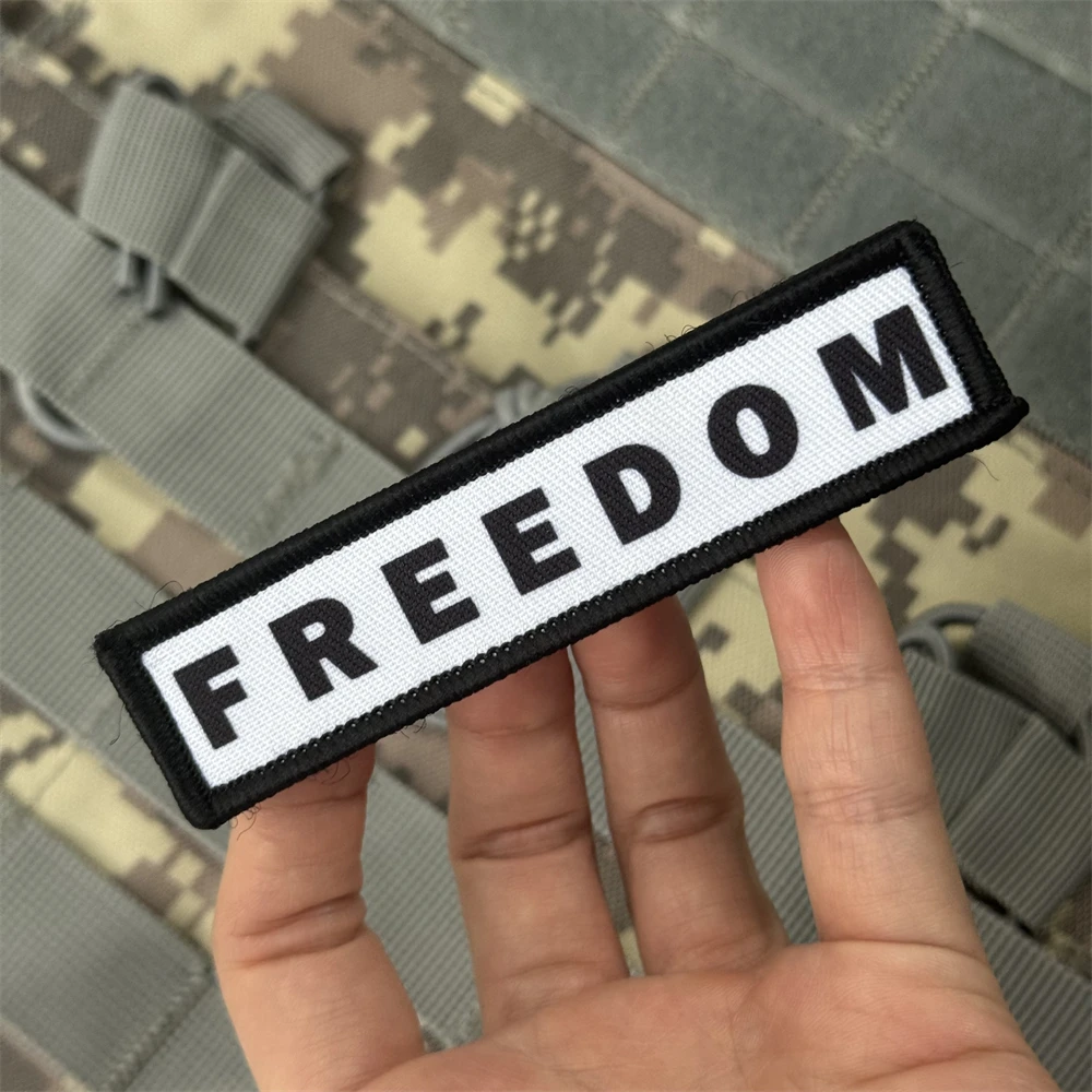 Parche táctico de moral libertad, brazalete del ejército militar, parches de gancho y bucle impresos de EE. UU. para ropa, pegatina para mochila - imagen 4